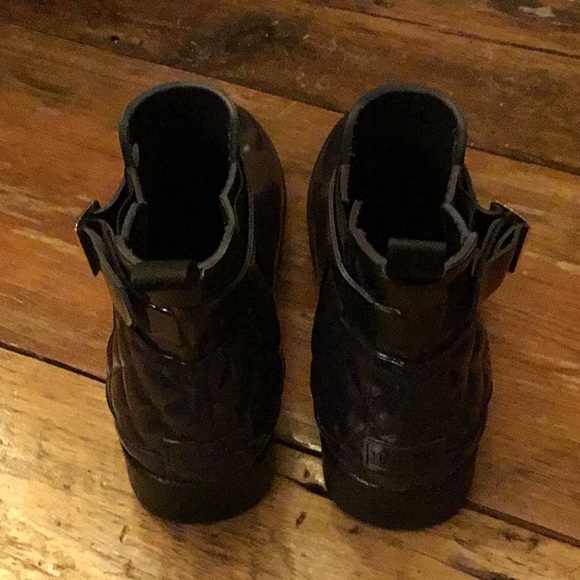 Hunter Short Booties - Picture 4 of 6